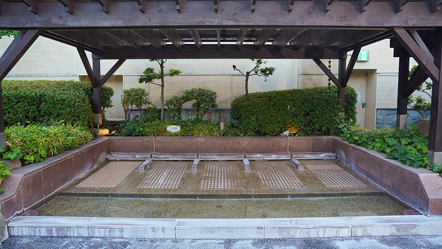 ごろ寝湯